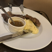 ウルフギャング・パック カフェ 愛知芸術文化センター店 - 