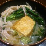 越後屋 - 【2013年11月】京風白味噌もつ鍋の中の「揚げだし豆腐」。