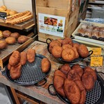 Bakerys Kitchen ohana - 上州もち豚カレーパン