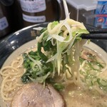 無敵家 - ネギ、麺