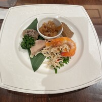 Shanghai Dining 状元樓 - 