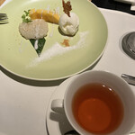 マンゴツリー東京 - カオニャオマムアンとアイス　塩ミルク　　　　　　　　マンゴティー良い香り！（ティー別オーダー）