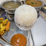 ネパーリ クイジン ナマステ レストラン - ネパーリカナセット 750円