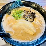 二代目 白神 - 【ラーメン】810円。麺は「かため」。