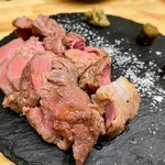 大衆炉端 心 - 低温調理 豚ヒレ肉