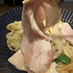 Tokyo Style Noodle ほたて日和 - レアのロースチャーシュー