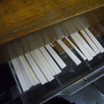 Tachinomiya - 割り箸は、引き出しに入ってますよ。