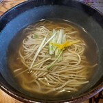 石臼挽き 純手打そば​ はなび野 - 出汁が最高　温蕎麦