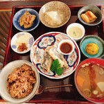 SAKAKAN CAFE - 魚（鰆）の竜田揚げでソースは3種類より醤油こうじレモンポン酢