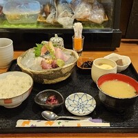 日本料理 空海 別亭 - 刺身定食　1,000円