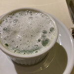 アシエット - ほうれん草のアミューズ