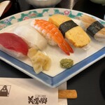 美濃の郷 - 寿司