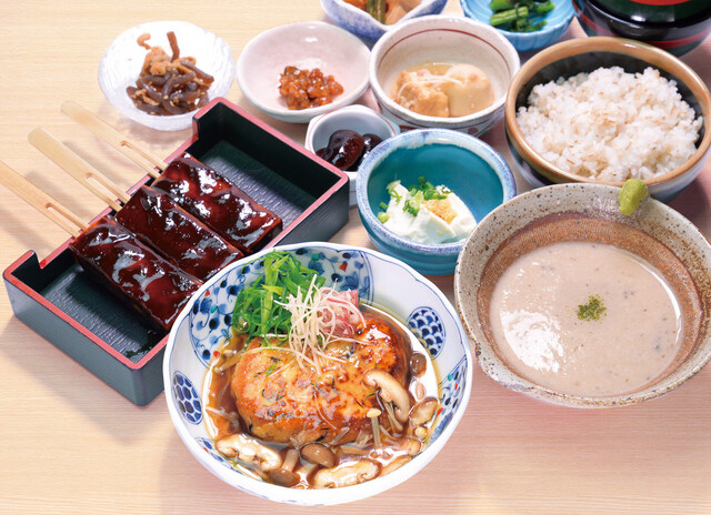 鈴の屋 オアシス21店のご予約 - 栄町/豆腐料理 | 食べログ