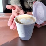 B-yond - バニラ・ラテ  570円 です