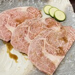 宮崎牛第一号指定店 焼肉の幸加園 - 特上ロース