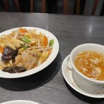 福州飯店 - 料理写真:中華丼