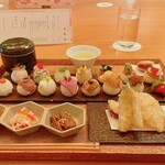 手鞠鮨と日本茶 宗田 - 