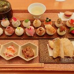 手鞠鮨と日本茶 宗田 - 