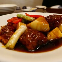 華正樓 新館 - 黒酢酢豚