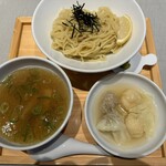 ワンタン麺専門店 たゆたふ - 