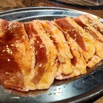 Nagayama Niku Ryuutsuu Senta - 肉通カルビ通常659円が肉通の日で329円