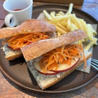 バル デ エスパーニャ ムイ 東京店 - 