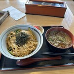 寿海 - 料理写真:親子丼