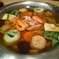 美々卯 本町店 - 具も投入していただきます