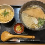 手打うどん けんどん屋 - ミニカツ丼 きつねうどん