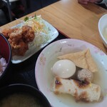 Oofuna Oden Senta - まんぷくセットBのおでんと唐揚げ