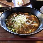 チャイナボイジャー - 豚角煮と麻婆豆腐のあんかけ麺 ボイジャーセット 1780円