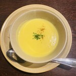 ル・ブルターニュ - 本日のスープはコーンポタージュ