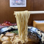 豚骨らーめん まる龍 - 