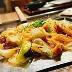 230592918 - 牛すじぼっかけ焼きそば