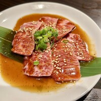 老舗精肉店直送 千種焼肉 飛騨牛の奴隷 千種店 - 上カルビ