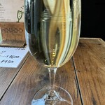 アガリコ 新宿 オリエンタルビストロ - 白ワイン