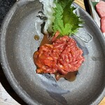 炭火焼肉 牛仁 - 牛ユッケ