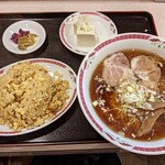 みやび - ラーメン+半チャーハンセット