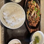 本格四川料理 麻辣先生 - 