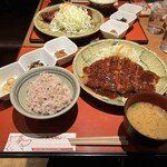 名古屋名物 みそかつ 矢場とん - 