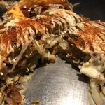 Okonomiyaki Micchan Souhonten - 中身にくたまもち入り