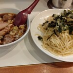 Ramen Horiuchi - ハーフチャーシューざるラーメン