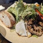 FAR YEAST TOKYO Brewery&Grill - 