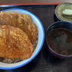 ガーデンハウス有隣 - わらじカツ丼