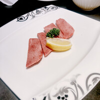 仙台牛焼肉 花牛 - 