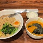 乃木坂ラーメン 東京食品 まる彦 - うにつけ麺 