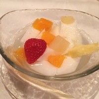 南国酒家 原宿本店 - 杏仁豆腐