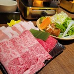 おもき - 梓コース 6600円のお肉。黒毛和牛霜降り、赤身、松坂ポーク