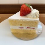 patisserie KH cafe - 