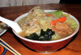 鎌田食堂 - 大盛り五目ラーメン